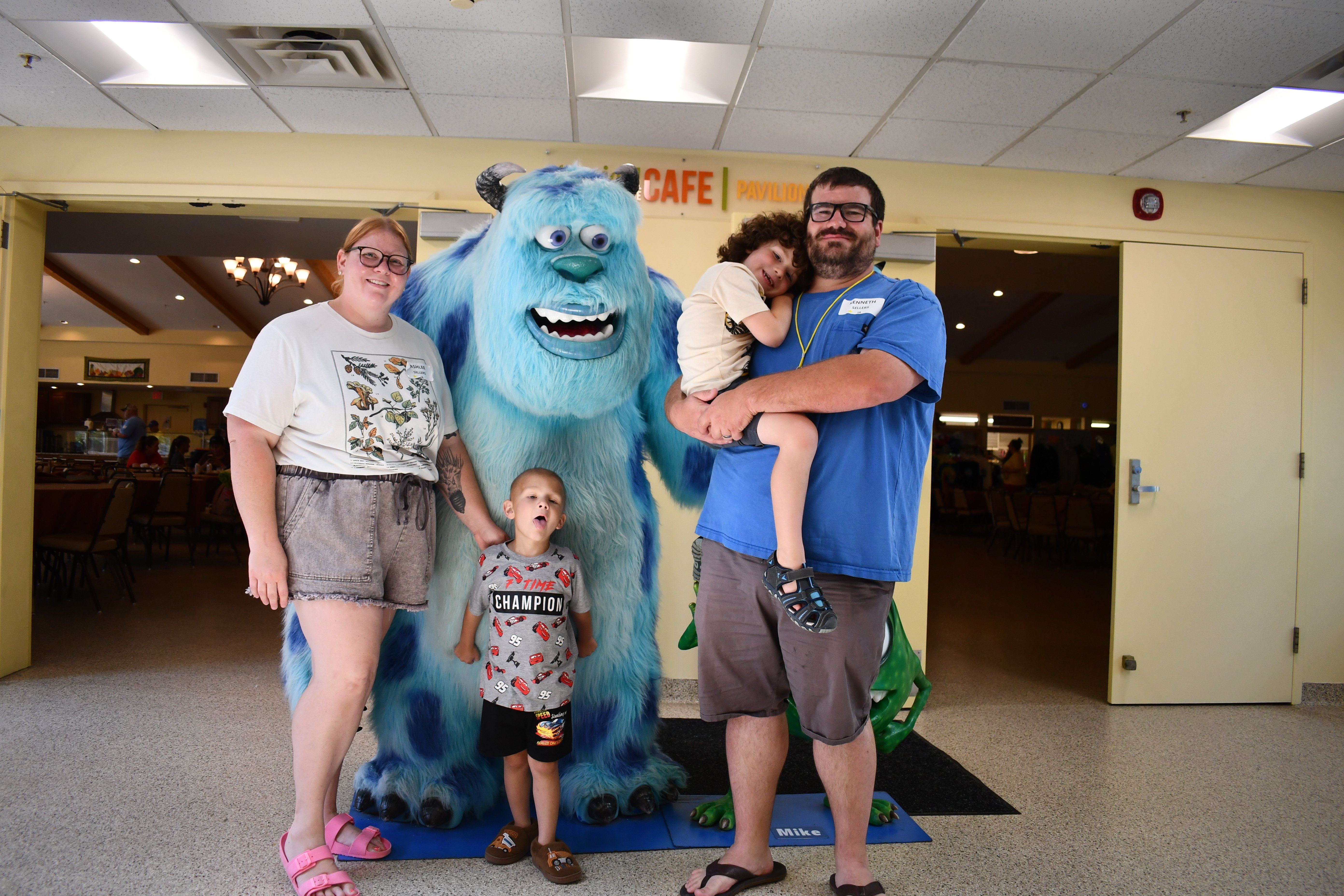 Gryffin and family large blue character